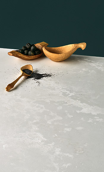 Ceu* 4011 Cloudburst Concrete: White Mineral Countertop